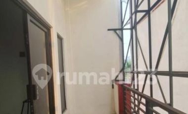 Dijual Cepat Ruko 3 Lantai Strategis Lokasi Solo Baru Luas 145m2