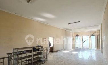 Dijual Ruko 3 Lantai Super Strategis Lokasi Solo Baru Luas 260m2