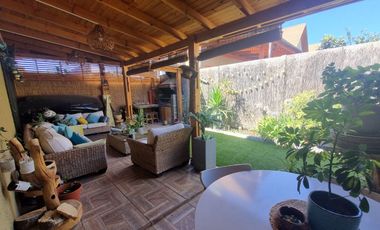 VENDE CASA LA RESERVA DE MACHALI