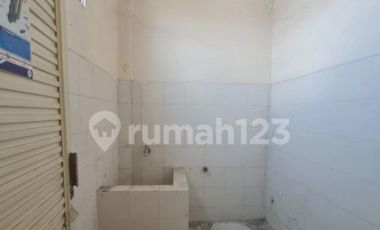 Dijual Ruko 4 Lantai Lokasi Strategis Jebres, Surakarta Luas 105m2