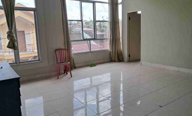 DISEWAKAN RUMAH CANTIK DAN MENARIK DAERAH PAAL DUA, HARGA SANGAT MURAH
