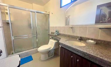 En Manta se Vende Casa de 3 Dormitorios. Sector Sur- Urbanización Ciudad del Sol