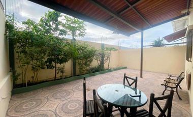 En Manta se Vende Casa de 3 Dormitorios. Sector Sur- Urbanización Ciudad del Sol