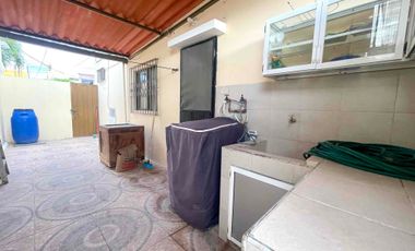 En Manta se Vende Casa de 3 Dormitorios. Sector Sur- Urbanización Ciudad del Sol
