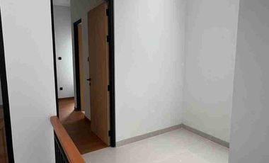 rumah dijual 2 lantai jalan pasir jaya regol bandung