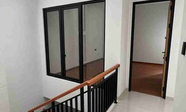 rumah dijual 2 lantai jalan pasir jaya regol bandung