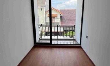rumah dijual 2 lantai jalan pasir jaya regol bandung