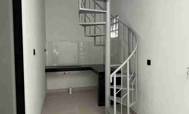 rumah dijual 2 lantai jalan pasir jaya regol bandung