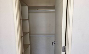 SE ARRIENDA DEPARTAMENTO 2 DORMITORIOS 2 BAÑOS , CENTRAL RECIEN PINTADO, EDIFICIO AMALFI