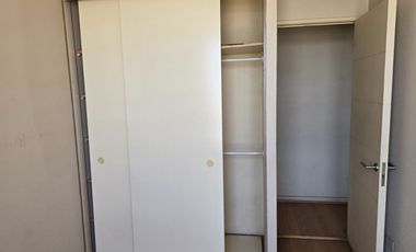 SE ARRIENDA DEPARTAMENTO 2 DORMITORIOS 2 BAÑOS , CENTRAL RECIEN PINTADO, EDIFICIO AMALFI