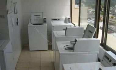 SE ARRIENDA DEPARTAMENTO 2 DORMITORIOS 2 BAÑOS , CENTRAL RECIEN PINTADO, EDIFICIO AMALFI