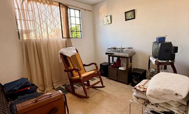 Casa con local en venta cerca cra 5 excelente zona residencial y comercial en Santa Ana