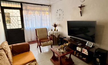 Casa con local en venta cerca cra 5 excelente zona residencial y comercial en Santa Ana