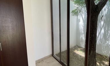 RENTA CASA EN EL CLUB DE GOLF LA CEIBA.