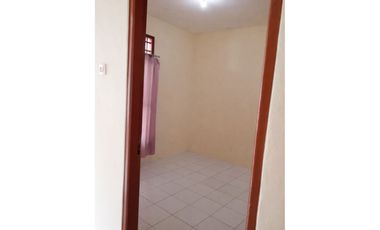 DIJUAL RUMAH BAGUS SIAP HUNI FREE AC STRATEGIS CIBINONG BOGOR