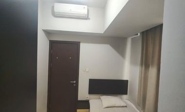 Jual Rugi, 2Br, Full Furnished, 3 AC, Lantai 19, Hoek, Harga Nego