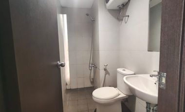 Jual Rugi, 2Br, Full Furnished, 3 AC, Lantai 19, Hoek, Harga Nego