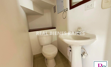 Casa medianera en arriendo – Estrato 4