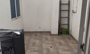 SE VENDE APARTAMENTO  EN RECREO OPTIMAS CODICIONES, PRIMER PISO, CON PATIO Y ÁREA DE  90 MTS²
