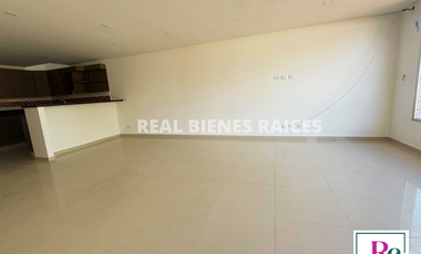 Casa medianera en venta – Unidad cerrada Estrato 5