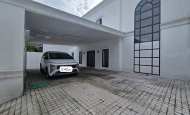 American MODERN House Geger Kalong Bandung