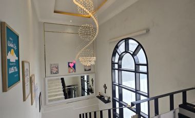 American MODERN House Geger Kalong Bandung