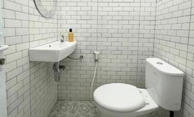 di jual cepat rumah bagus 2 lantai siap huni buah batu bandung