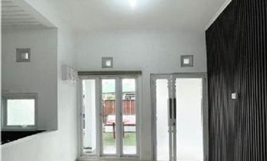 di jual cepat rumah bagus 2 lantai siap huni buah batu bandung