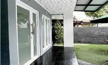 di jual cepat rumah bagus 2 lantai siap huni buah batu bandung