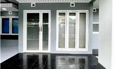 di jual cepat rumah bagus 2 lantai siap huni buah batu bandung