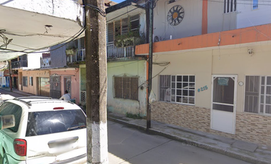 LINDA CASA de ADJUDICACION en REMATE OPOTUNIDAD DE AHORRO Y INVERSION ¡REMODELA Y GANA !