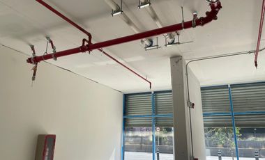 ARRIENDO Local Comercial 72,09 m2, Metro Santa Ana
