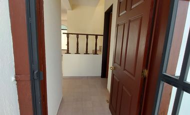 Casa Grande en renta Colinas de San Isidro, privada con control de acceso y guardia de seguridad, León, Gto.