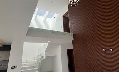 Casa nueva en venta en coto, Valle Imperial