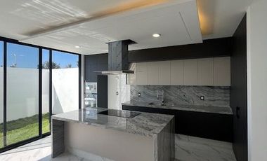 Casa nueva en venta en coto, Valle Imperial