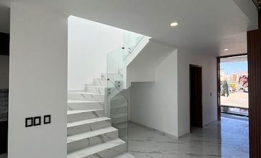 Casa nueva en venta en coto, Valle Imperial