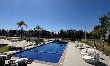 Casa nueva en venta en coto, Valle Imperial