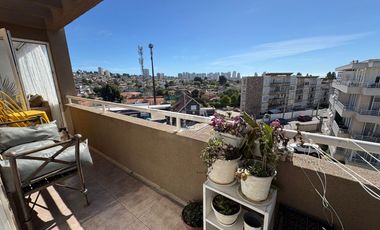 Los Romeros sin muebles