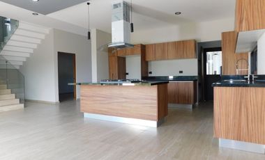 Casa en renta sin amueblar en lagos del sol residencial, Cancún q. roo