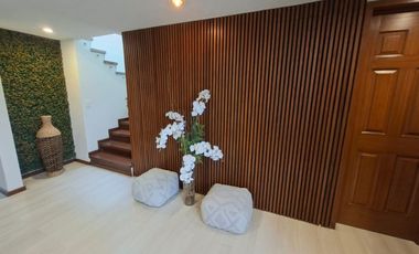 CASA EN VENTA BOSQUE DE LAS FUENTES CALIMAYA