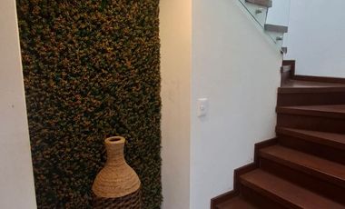 CASA EN VENTA BOSQUE DE LAS FUENTES CALIMAYA