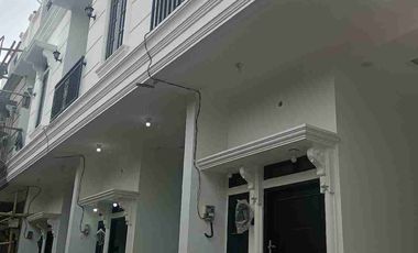 rumah 3 lantai siap huni di batu ampar condet jakarta timur