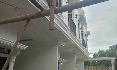 rumah 3 lantai siap huni di batu ampar condet jakarta timur