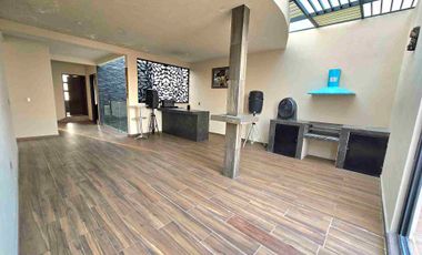 CASA EN VENTA EN METEPEC