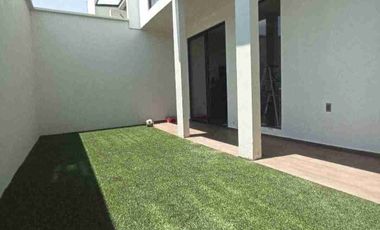 CASA EN VENTA EN METEPEC