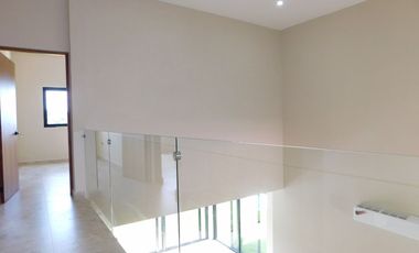 Casa en renta sin amueblar lagos del sol residencial, Cancún q. roo