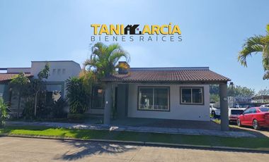 Vendo Casa de 1 planta en Fraccionamiento privado en Córdoba!!!
