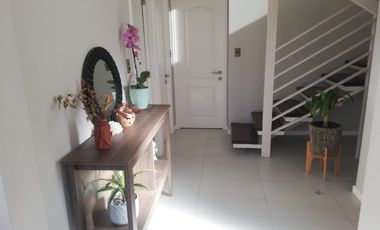 VENDE CASA EN CONDOMINIO QUEBRADAS DEL CANELO MACHALI