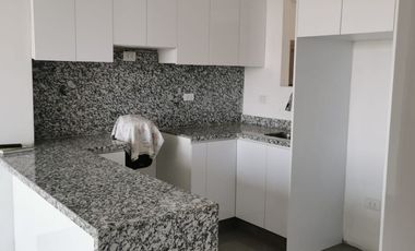 VENDO DPTO 4TO PISO, 2 DORMITORIOS, URB. MANGOMARCA