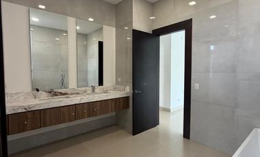 SE ALQUILA CASA DE 4 HABITACIONES EN AIRES DE BATAN. SAMBORONDON